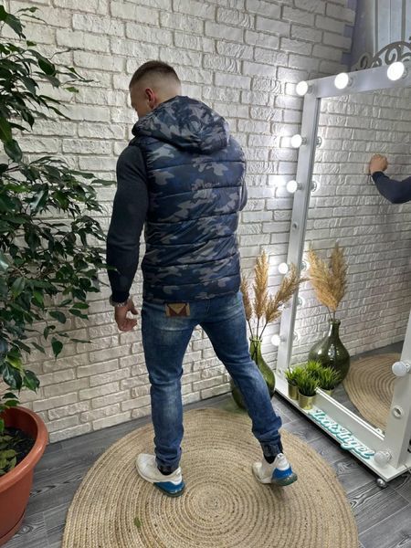 Стильная мужская жилетка, синтепон 100, ткань "Плащевка" 48, 50, 52, 54, 56 размер 48 15173-48 фото