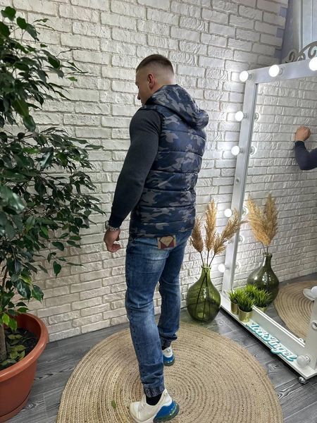 Стильная мужская жилетка, синтепон 100, ткань "Плащевка" 48, 50, 52, 54, 56 размер 48 15173-48 фото