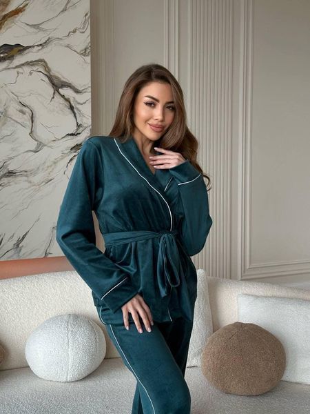 Стильний жіночий костюм, тканина "Велюр" 46, 48, 50, 52 розмір 46 18757-46 фото